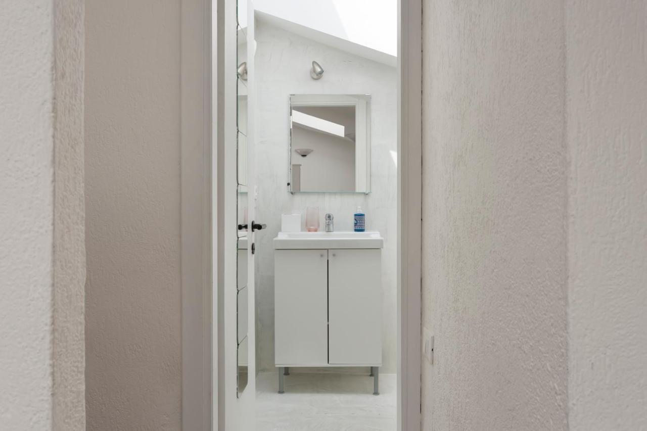 1 Bedroom Apt - Duomo 4 Milan Bagian luar foto